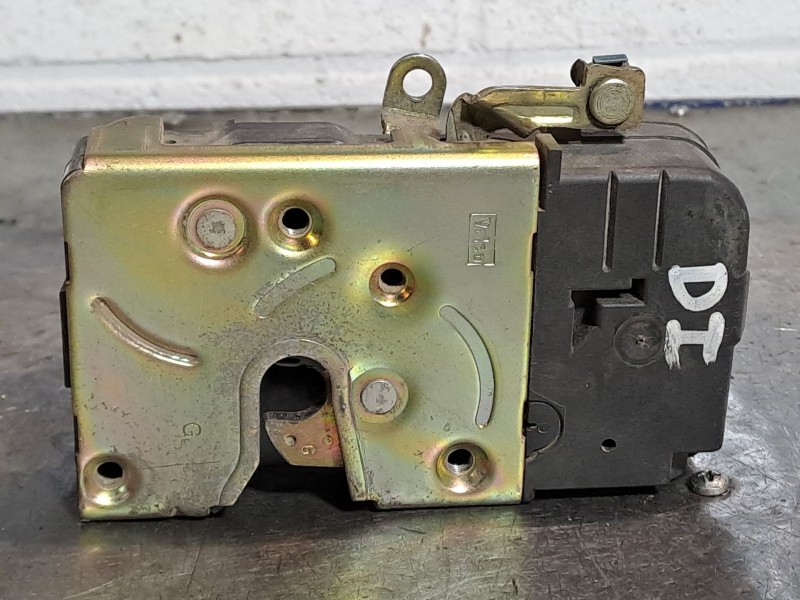 Recambio de cerradura puerta delantera izquierda para citroen berlingo referencia OEM IAM   