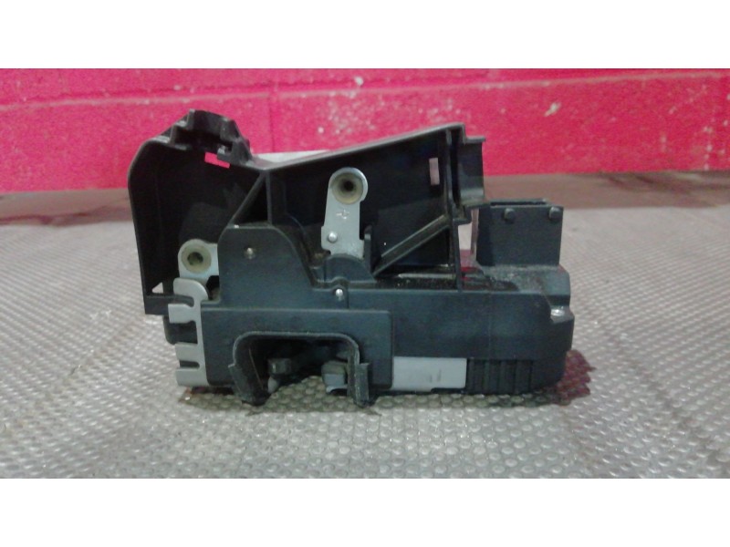 Recambio de cerradura puerta delantera derecha para renault trafic caja cerrada (ab 4.01) l1h1 caja cerrada, corto | 04.01 - 12.