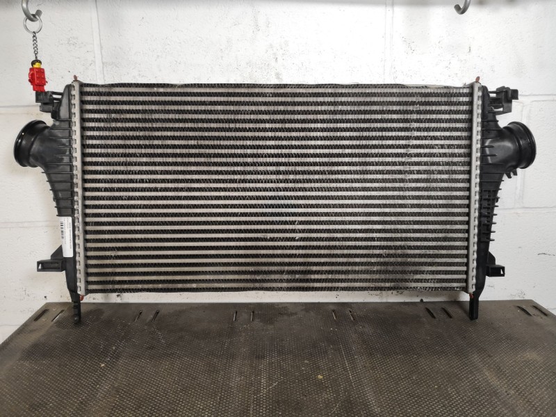 Recambio de intercooler para opel insignia berlina cosmo referencia OEM IAM   
