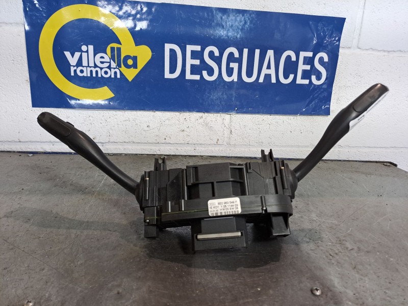 Recambio de mando limpia para audi a4 berlina (8e) 1.9 tdi referencia OEM IAM    Recambio de mando limpia para audi a4 berlina (8e) 1.9 tdi referencia OEM IAM