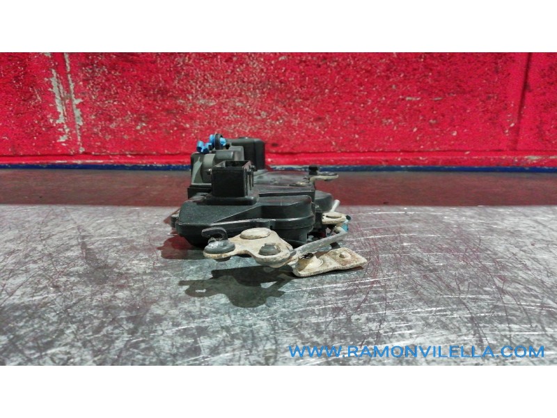 Recambio de cerra. puer. delantero derecha para peugeot partner (s1) break | 07.96 - 12.98 break | 07.96 - 12.98 referencia OEM 