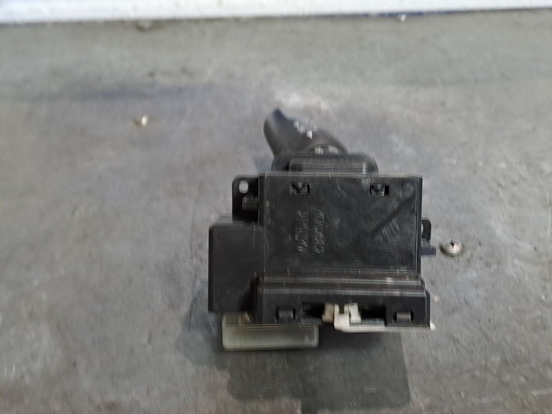 Recambio de mando luces para mazda 3 berlina (bk) 1.6 crdt active referencia OEM IAM 17D682  