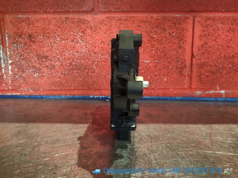 Recambio de motor elevalu. tras. izquierdo para audi a4 avant (8e) 3.0 | 05.01 - 12.04 3.0 | 05.01 - 12.04 referencia OEM IAM 8E