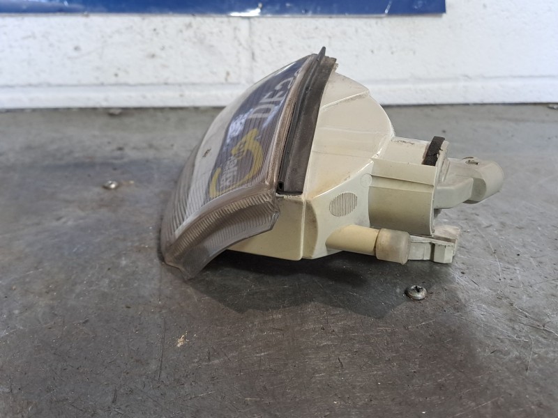 Recambio de piloto delantero derecho para renault clio clio 1.9 d chipie referencia OEM IAM   