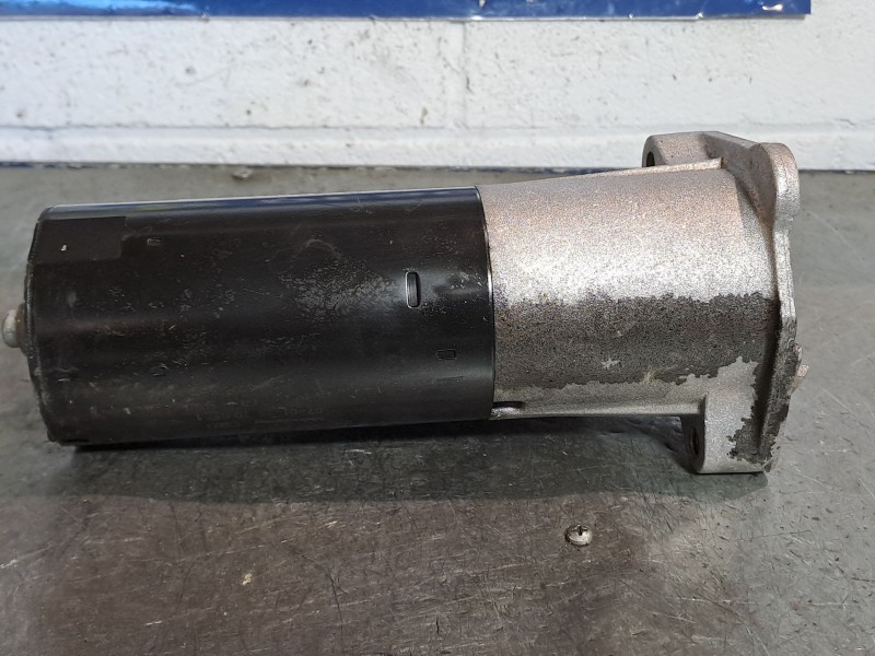 Recambio de motor arranque para audi a4 berlina (8e) 1.9 tdi referencia OEM IAM 0001124020 068911024H 