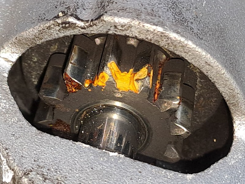 Recambio de motor arranque para citroen c5 berlina referencia OEM IAM M000T82081  