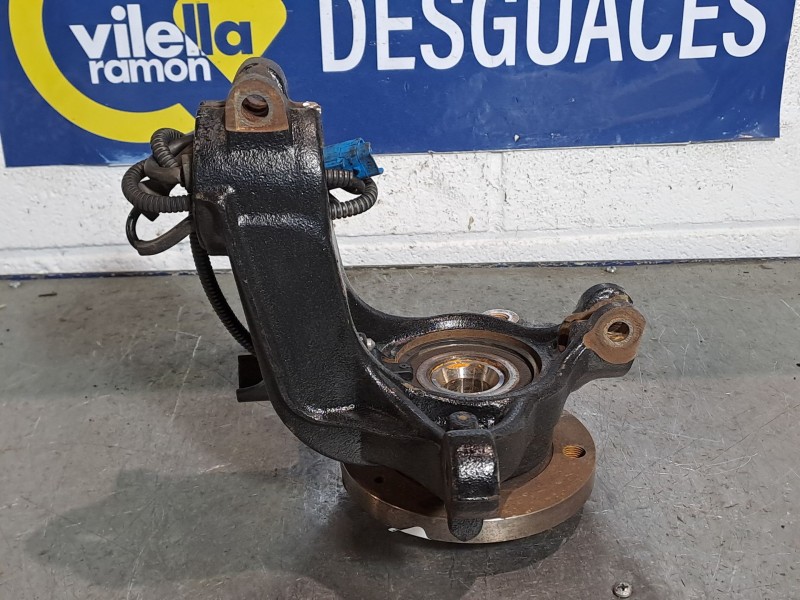 Recambio de mangueta delantera izquierda para citroen c3 1.4 audace referencia OEM IAM   