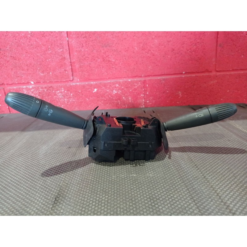 Recambio de mando intermitentes para fiat punto berlina (188) 1.2 16v elx | 08.99 - 12.01 1.2 16v elx | 08.99 - 12.01 referencia