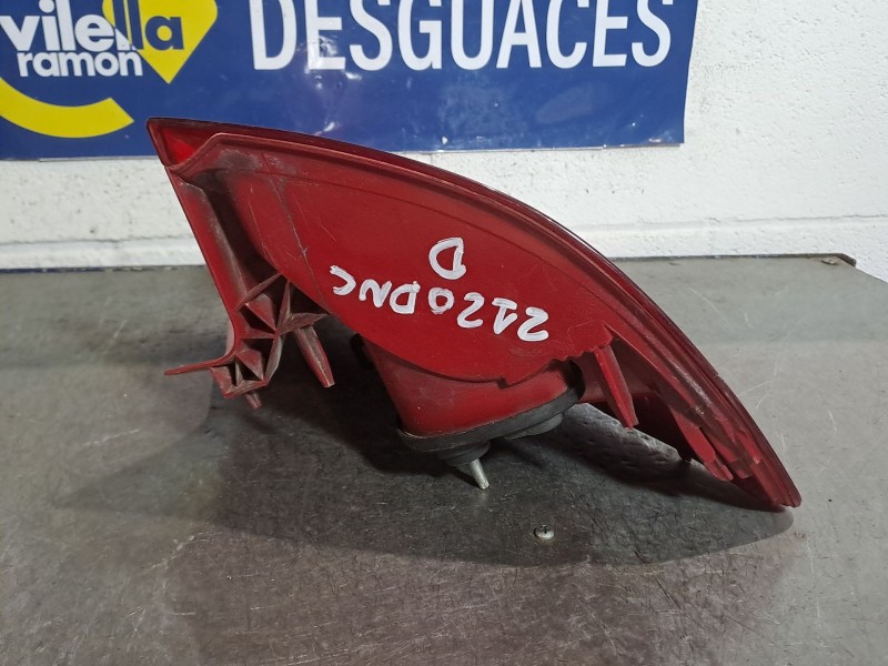 Recambio de piloto trasero derecho para citroen c4 berlina 1.6 16v hdi referencia OEM IAM    Recambio de piloto trasero derecho para citroen c4 berlina 1.6 16v hdi referencia OEM IAM