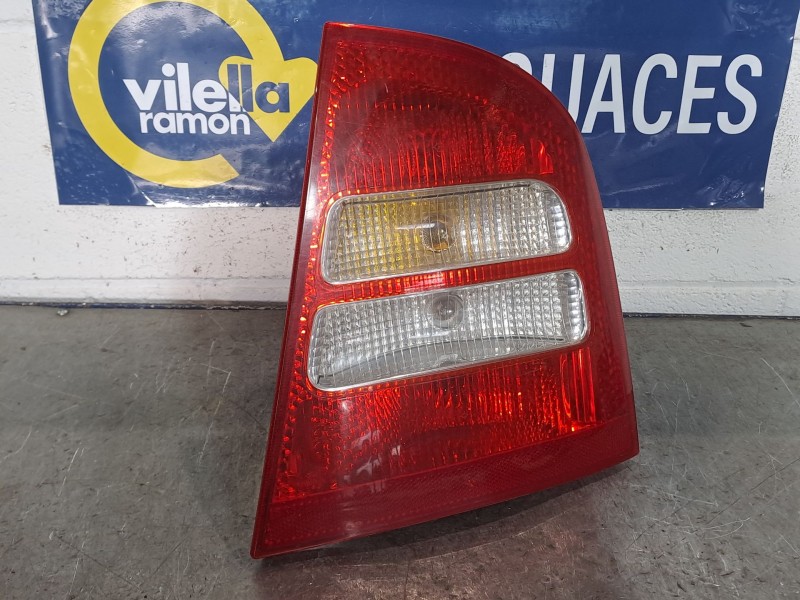 Recambio de piloto trasero derecho para skoda octavia berlina (1u2)  | 0.01 - ...  | 0.01 - ... referencia OEM IAM   