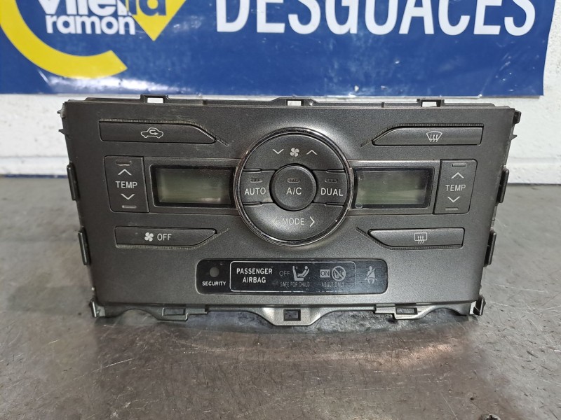 Recambio de mando climatizador para toyota auris luna referencia OEM IAM 5590002220B  