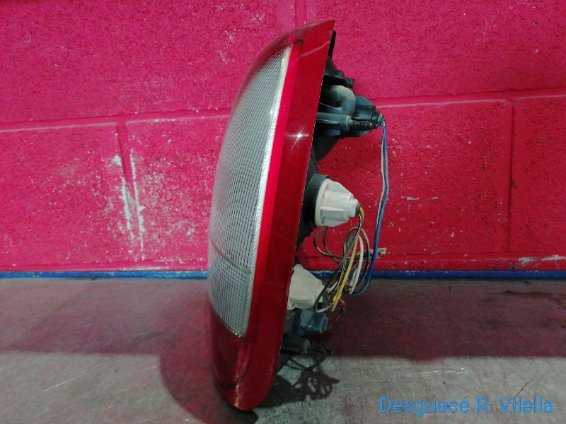 Recambio de piloto trasero derecho para daewoo nubira berlina se (1999) | 09.00 - 12.03 se (1999) | 09.00 - 12.03 referencia OEM