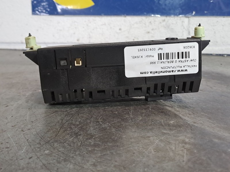 Recambio de pantalla multifuncion para opel astra g berlina referencia OEM IAM 009133265 5WK70007 