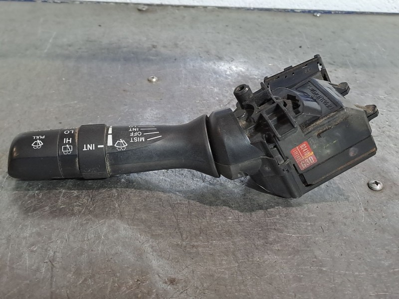 Recambio de mando limpia para toyota auris luna referencia OEM IAM   