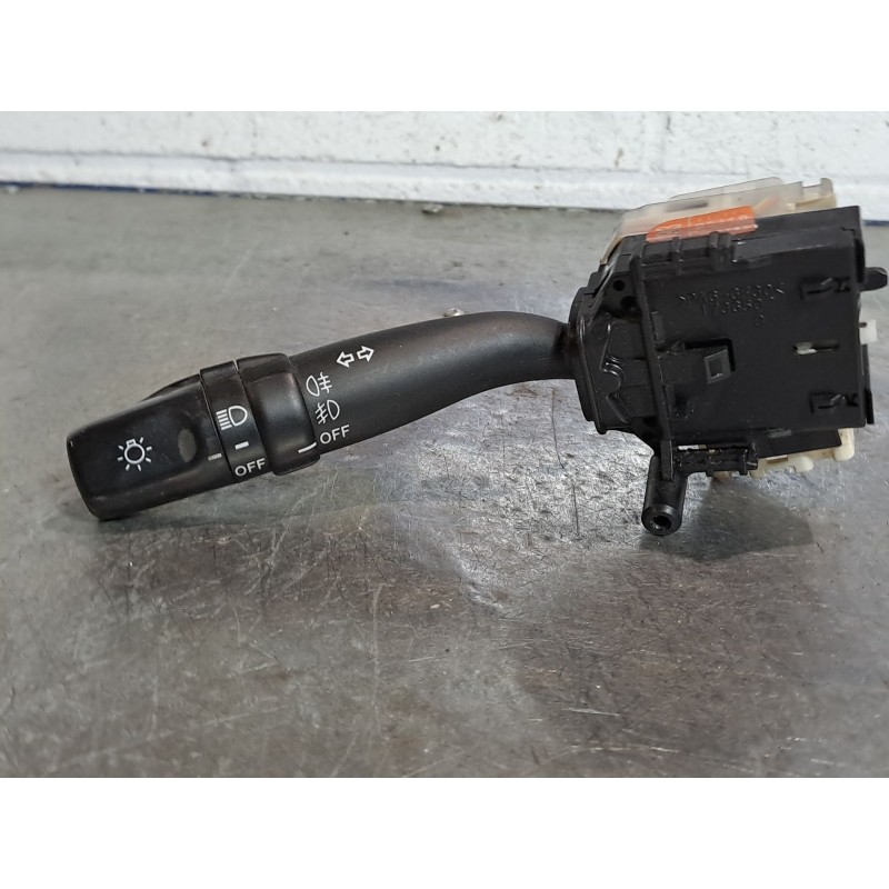 Recambio de mando luces para toyota corolla verso (r1) 2.2 d-4d luna referencia OEM IAM   