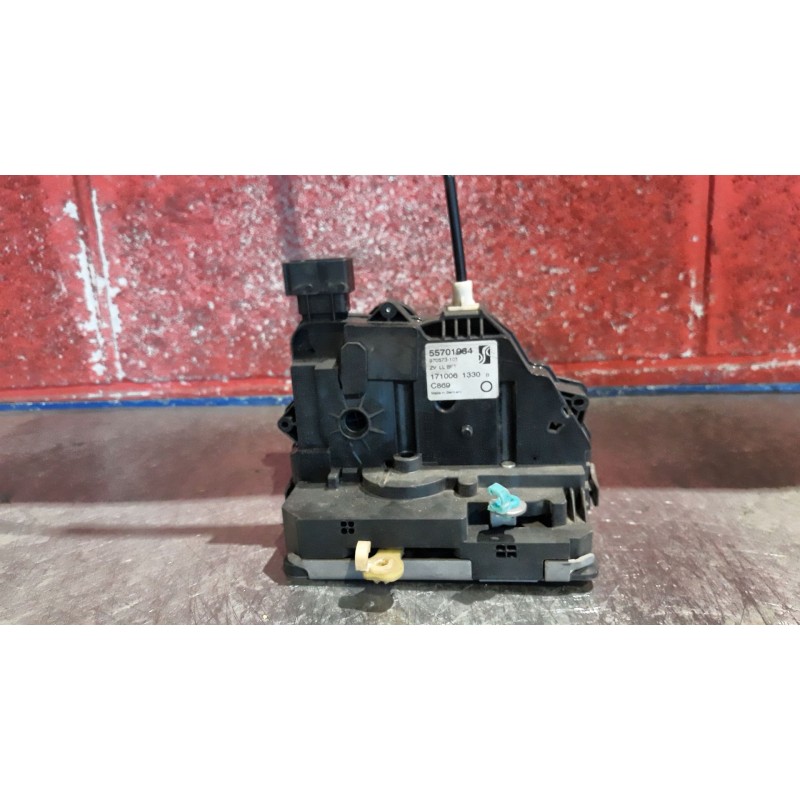 Recambio de cerra. puer. delantero derecha para fiat punto 1.3 multijet 16v 90 dynamic referencia OEM IAM 55701964 970573101 