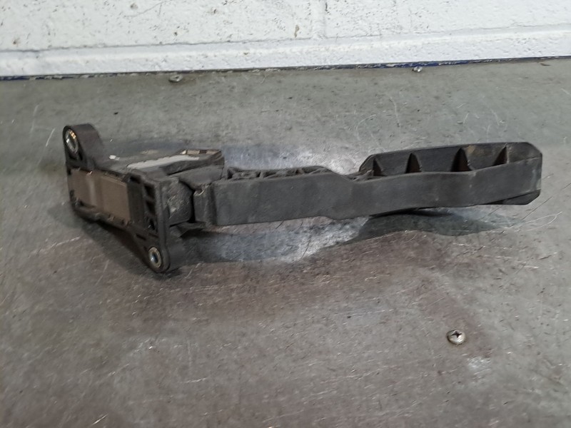 Recambio de potenciometro pedal para toyota auris luna referencia OEM IAM 7811002020  