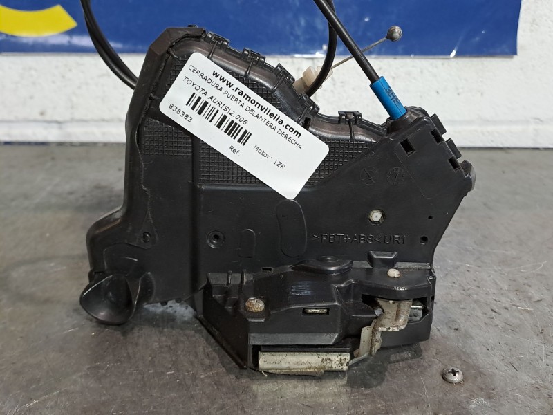 Recambio de cerradura puerta delantera derecha para toyota auris luna referencia OEM IAM   