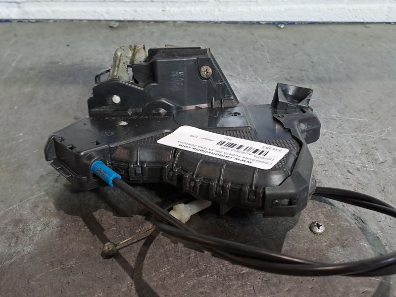 Recambio de cerradura puerta delantera derecha para toyota auris luna referencia OEM IAM   