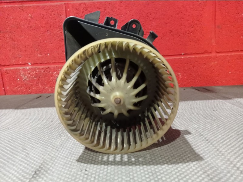 Recambio de motor calefaccion para fiat punto berlina (188) 1.2 16v elx | 08.99 - 12.01 1.2 16v elx | 08.99 - 12.01 referencia O