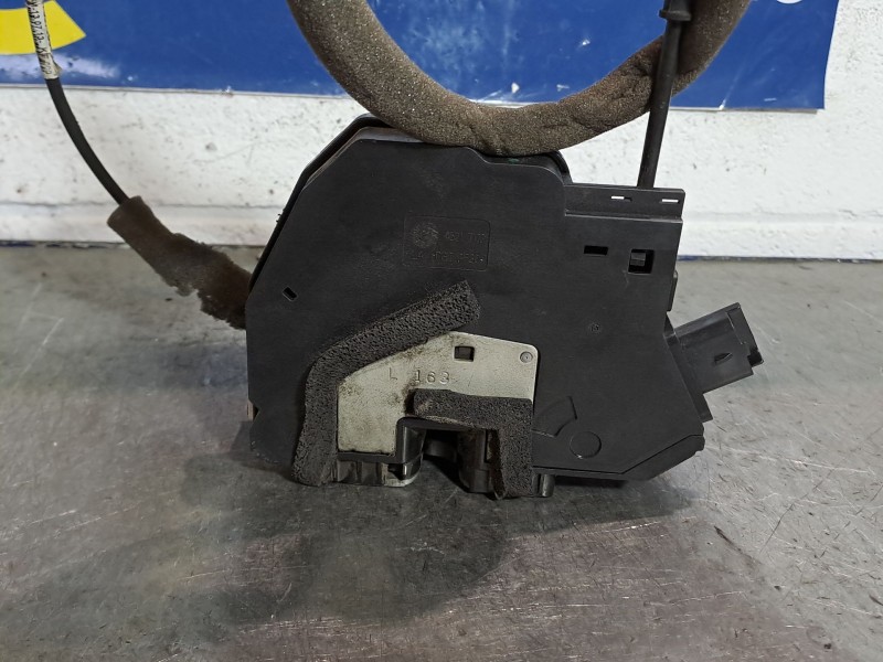 Recambio de cerradura puerta delantera izquierda para renault clio iv business referencia OEM IAM 805011929R 40517203 