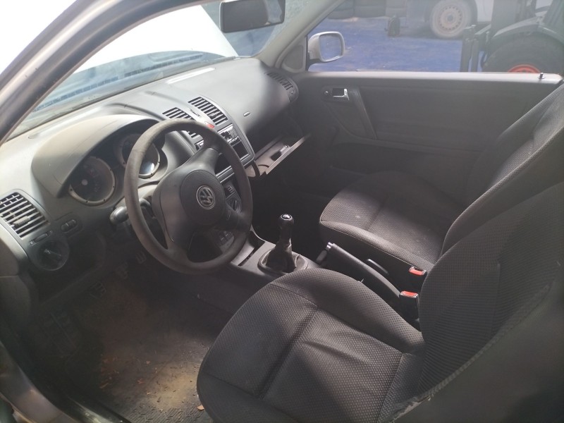 volkswagen polo berlina (6n2) del año 2000