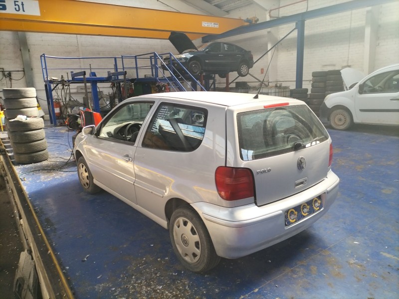 volkswagen polo berlina (6n2) del año 2000