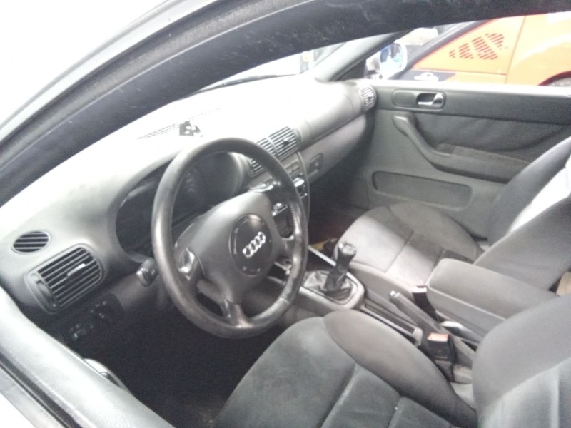 audi a3 (8l) del año 2000