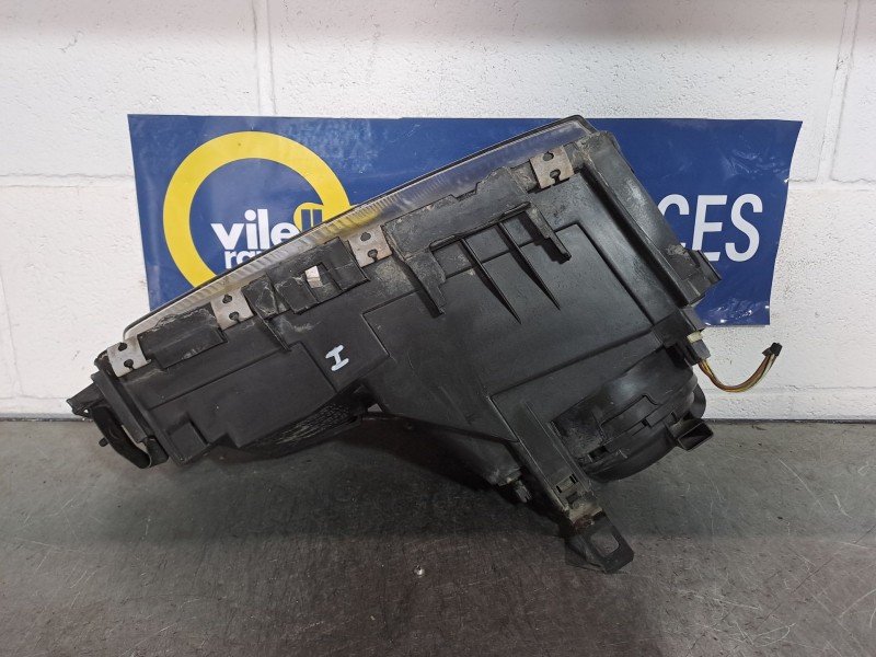Recambio de faro izquierdo para ford sierra sierra 2.0i clx referencia OEM IAM   