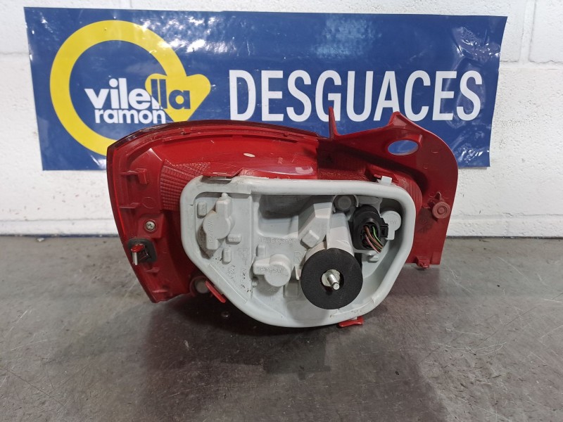 Recambio de piloto trasero derecho para seat ibiza (6j5) 25 aniversario referencia OEM IAM   