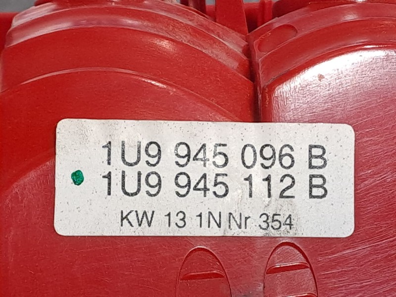 Recambio de piloto trasero derecho para skoda octavia berlina (1u2) 1.9 tdi referencia OEM IAM   