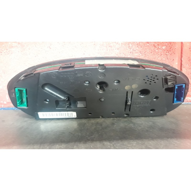 Recambio de cuadro instrumentos para volkswagen passat berlina (3b3)  | 0.00 - 0.05  | 0.00 - 0.05 referencia OEM IAM 3B0920827 