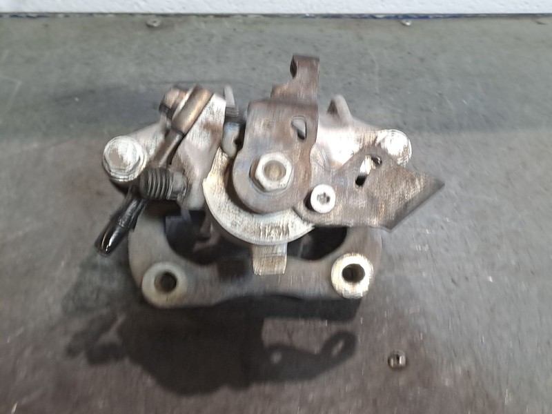 Recambio de pinza freno trasera derecha para seat ibiza (6j5) 25 aniversario referencia OEM IAM    Recambio de pinza freno trasera derecha para seat ibiza (6j5) 25 aniversario referencia OEM IAM