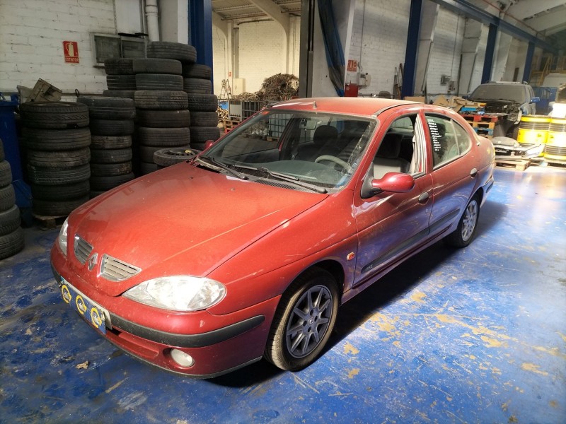 renault megane i fase 2 berlina (ba0) del año 2000