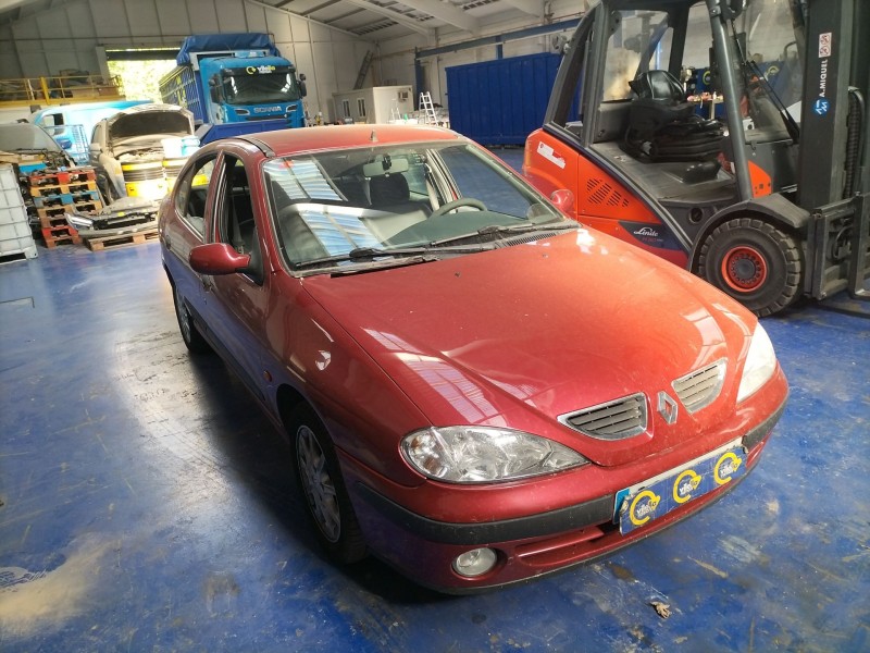 renault megane i fase 2 berlina (ba0) del año 2000