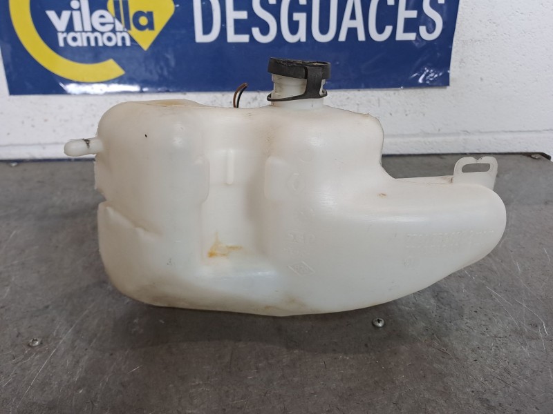 Recambio de deposito limpia para renault express 1.2 referencia OEM IAM   