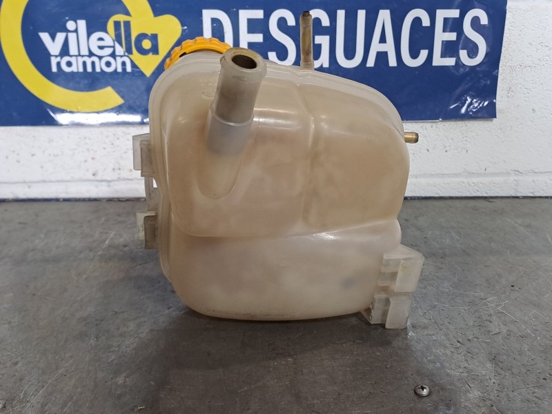 Recambio de deposito expansion para opel astra g berlina referencia OEM IAM 90530689  
