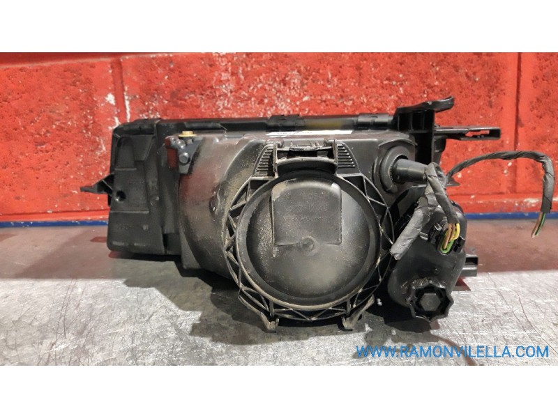 Recambio de faro derecho para opel vectra 2.0i 16v sport referencia OEM IAM   