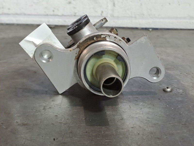 Recambio de bomba freno para citroen c3 1.4 hdi exclusive referencia OEM IAM   