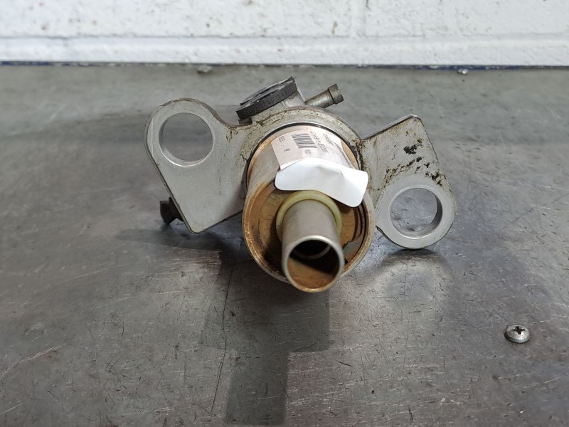 Recambio de bomba freno para audi a4 berlina (8e) 1.9 tdi referencia OEM IAM   