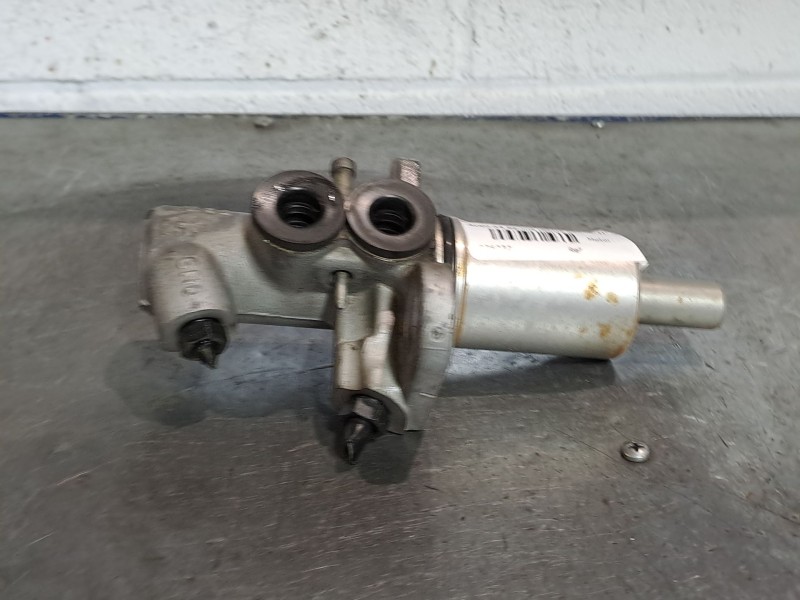Recambio de bomba freno para audi a4 berlina (8e) 1.9 tdi referencia OEM IAM   