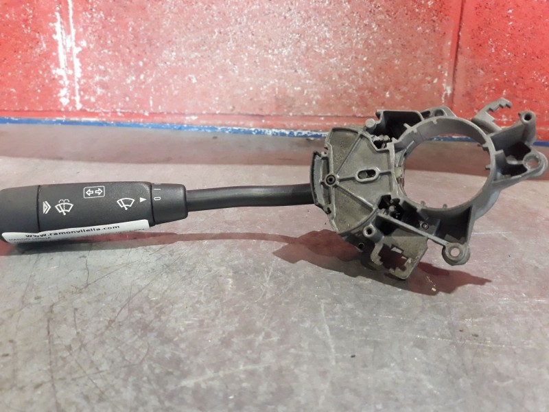 Recambio de mando limpia para mercedes clase c (w202) berlina 180 (202.018) referencia OEM IAM    Recambio de mando limpia para mercedes clase c (w202) berlina 180 (202.018) referencia OEM IAM