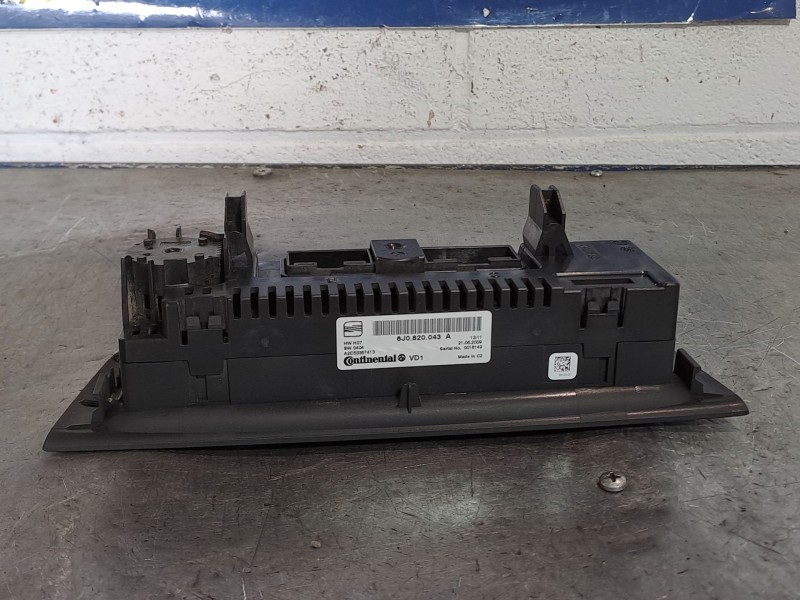 Recambio de mando climatizador para seat ibiza (6j5) 25 aniversario referencia OEM IAM 6J0820043A A2C53357413 