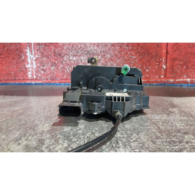 Recambio de cerra. puer. delantero izquierda para fiat punto 1.3 multijet 16v 90 dynamic referencia OEM IAM 55701963 970571101 