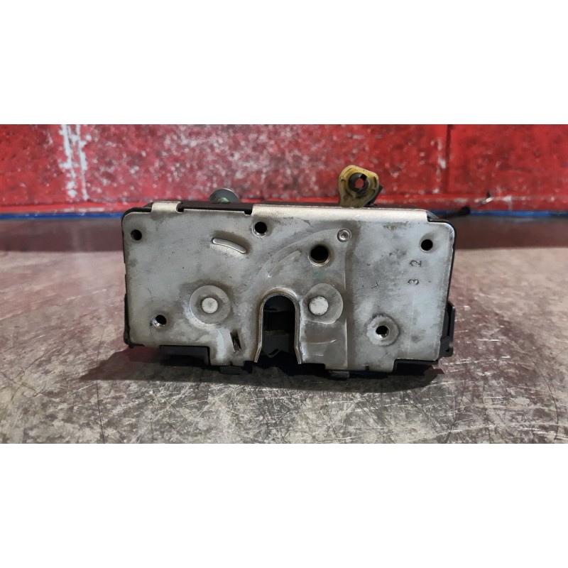 Recambio de cerra. puer. delantero izquierda para fiat punto 1.3 multijet 16v 90 dynamic referencia OEM IAM 55701963 970571101 