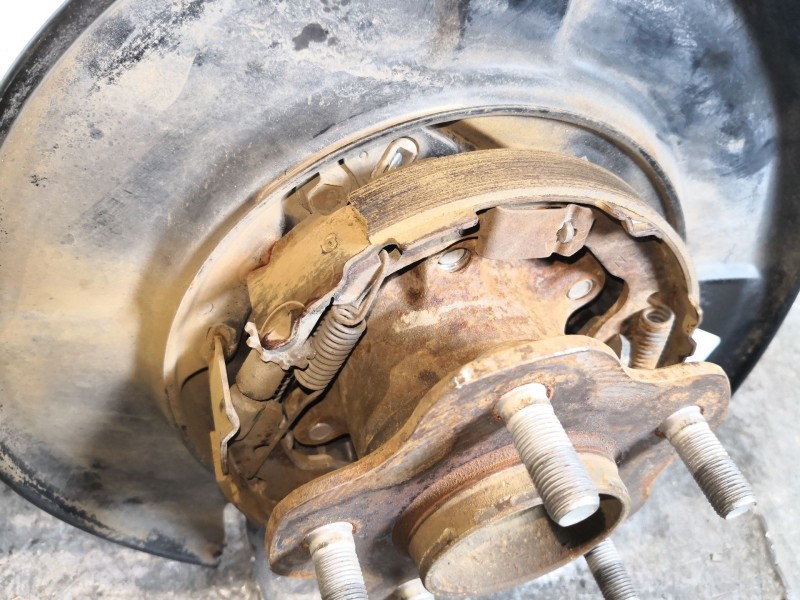 Recambio de mangueta trasera izquierda para nissan qashqai (j10)  | 0.07 - ...  | 0.07 - ... referencia OEM IAM   