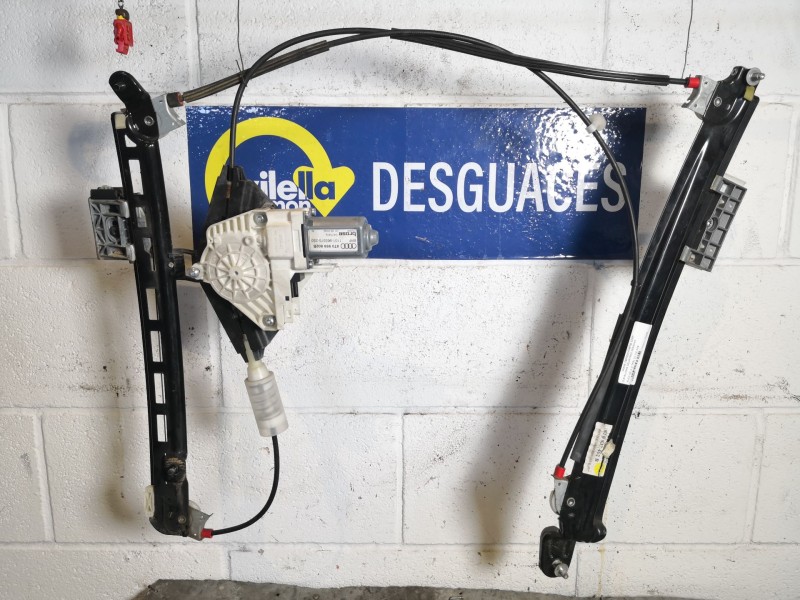 Recambio de elevalunas delantero derecho para audi a5 2.0 tfsi 211 referencia OEM IAM 8T0837462B 8T0959802B 