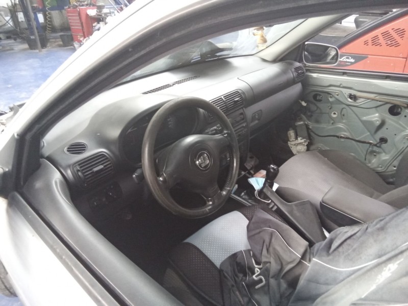 seat toledo (1m2) del año 2002
