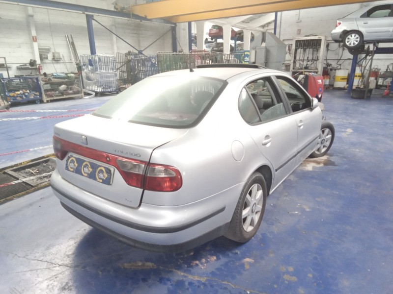 seat toledo (1m2) del año 2002
