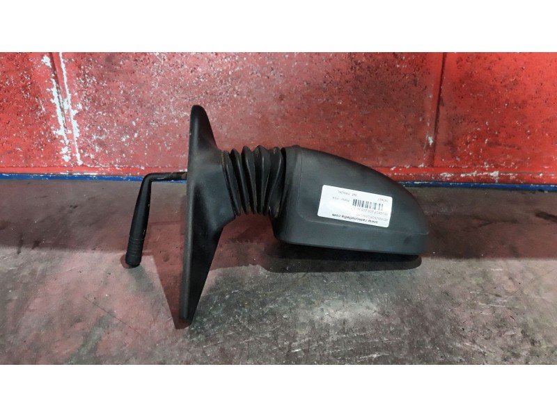 Recambio de retrovisor derecho para peugeot 205 205 xl 1.1 referencia OEM IAM MANUAL   Recambio de retrovisor derecho para peugeot 205 205 xl 1.1 referencia OEM IAM MANUAL